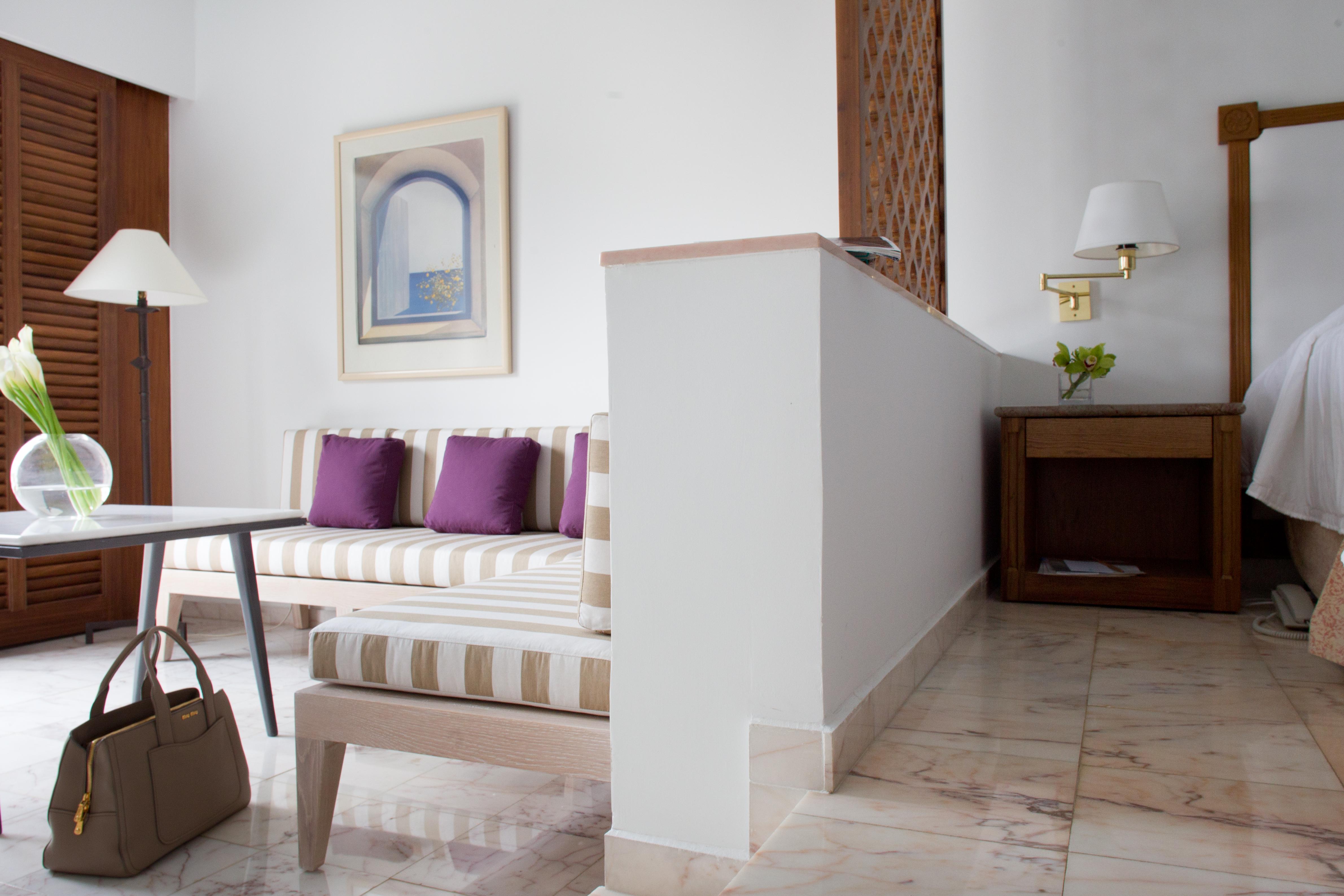 Annabelle Hotel Пафос Екстериор снимка A room at the hotel