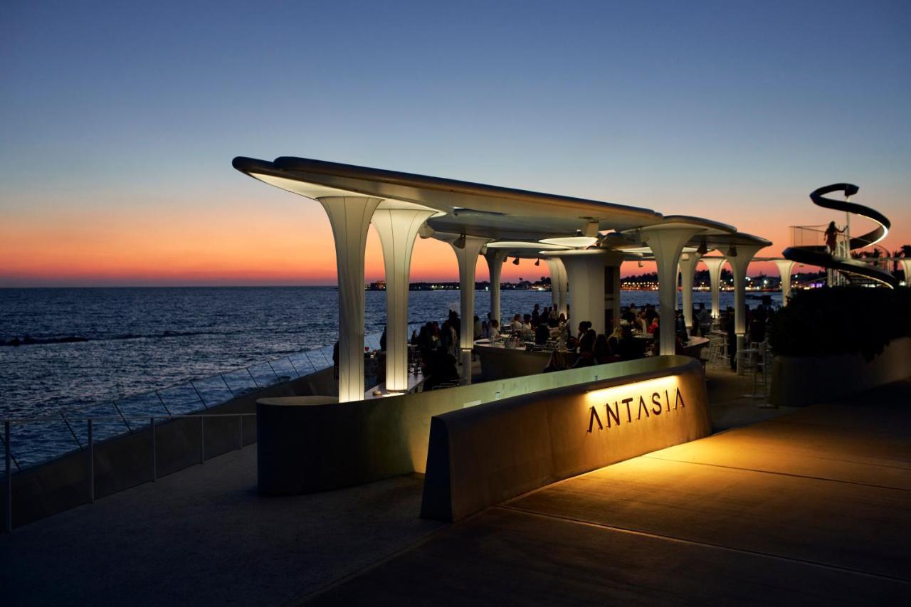 Annabelle Hotel Пафос Екстериор снимка Antasia
