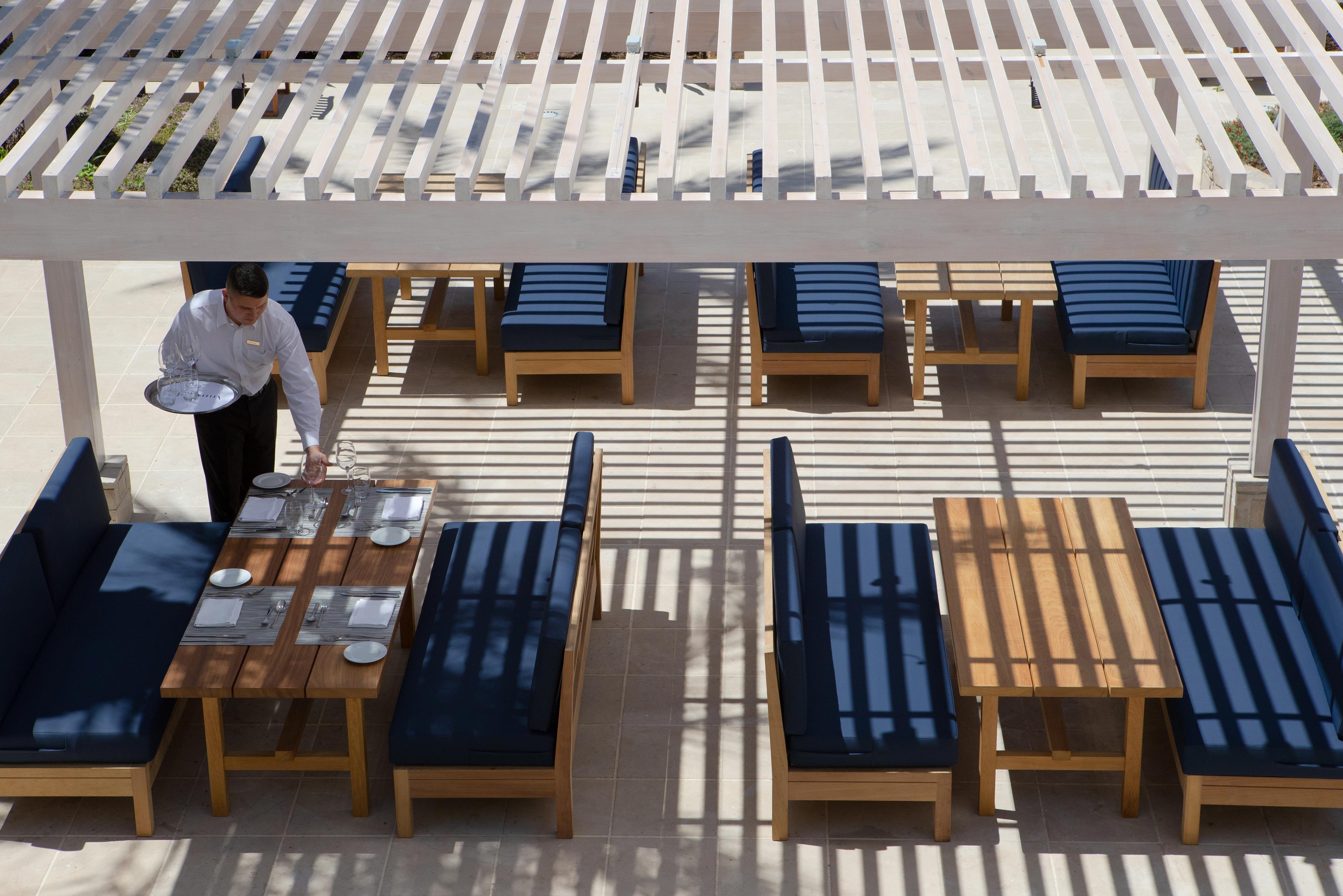 Annabelle Hotel Пафос Екстериор снимка The restaurant