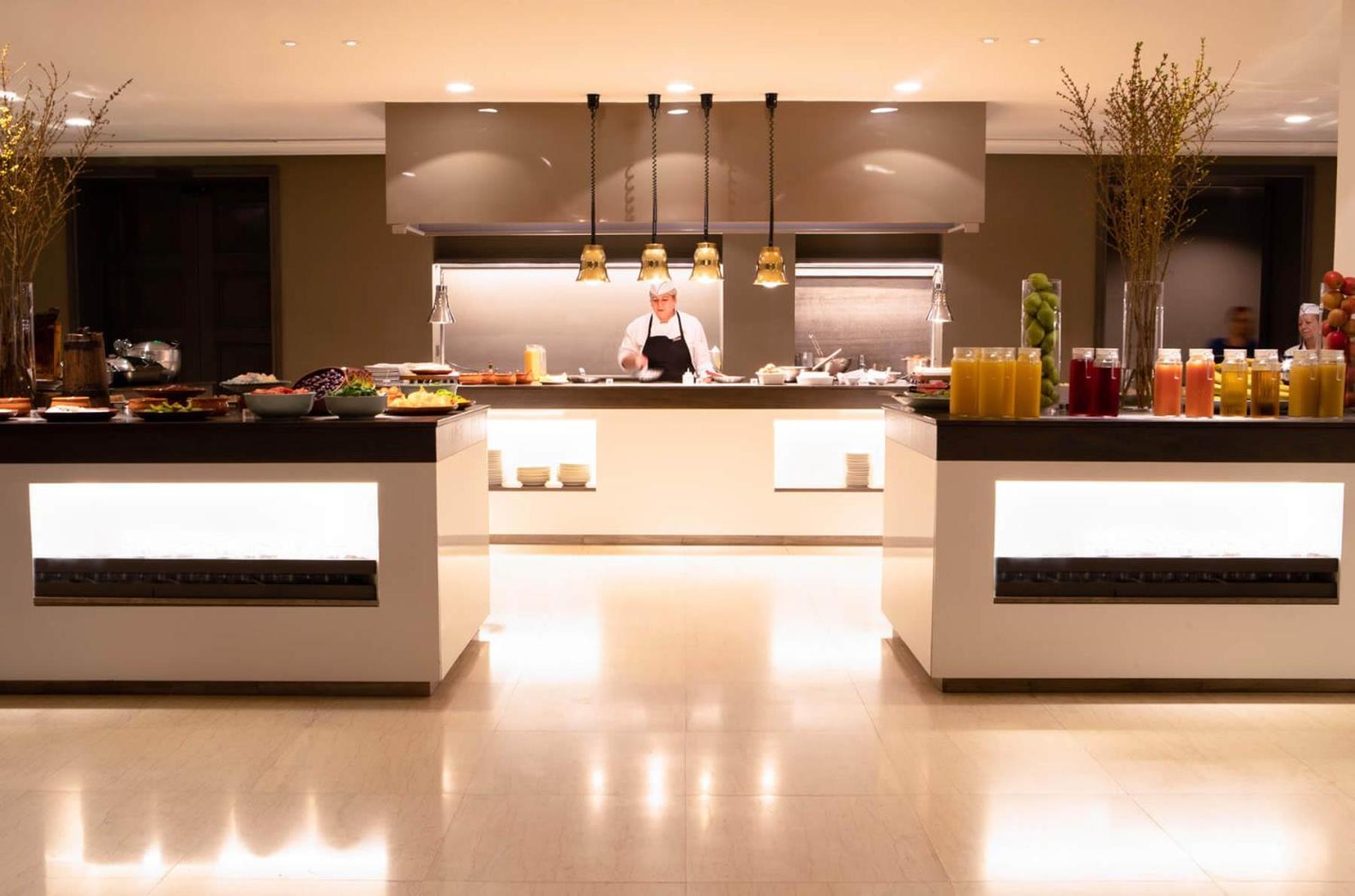 Annabelle Hotel Пафос Екстериор снимка The kitchen at the restaurant